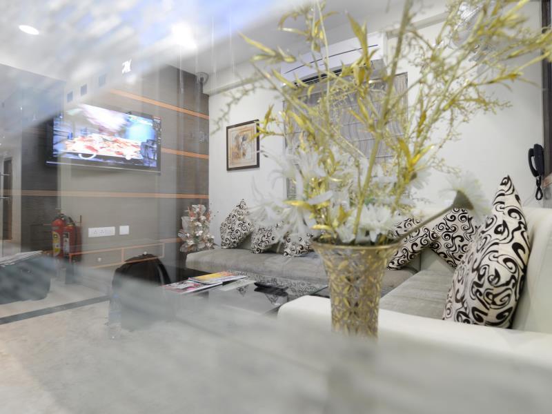 Golden Apple Boutique Hotel Калькутта Экстерьер фото
