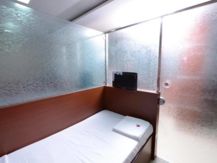 Golden Apple Boutique Hotel Калькутта Экстерьер фото